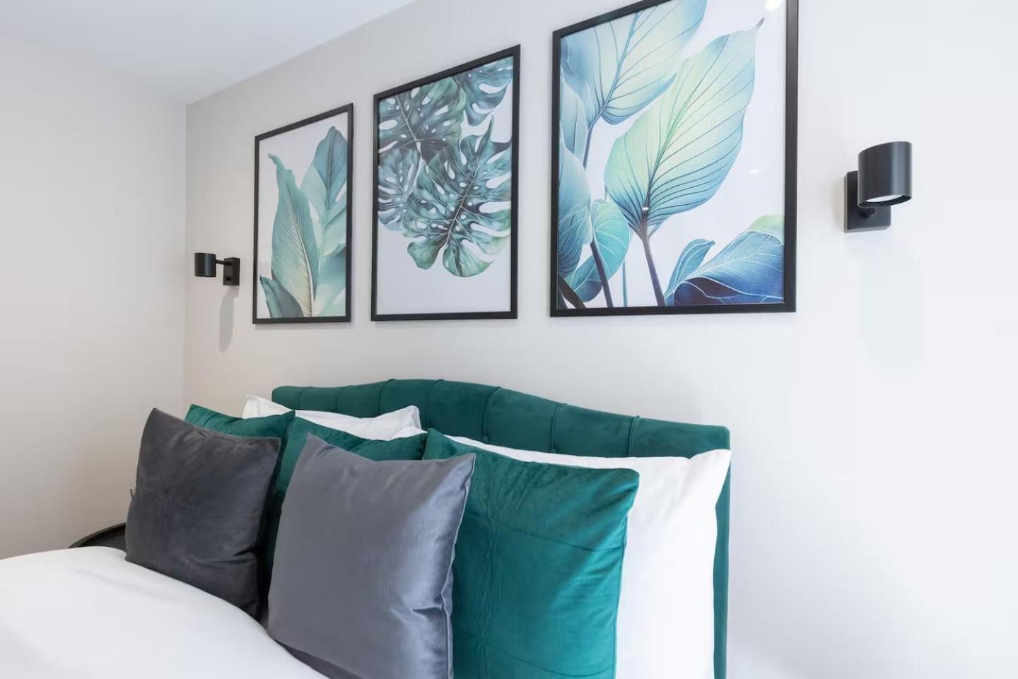 Modern City Apartment - Sleeps 4 & Walk To Arena Leeds  Exterior photo