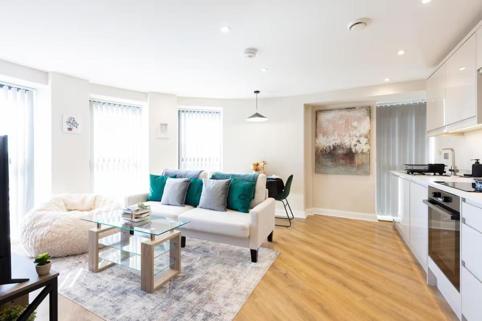 Modern City Apartment - Sleeps 4 & Walk To Arena Leeds  Exterior photo